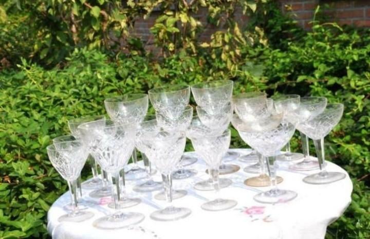 § partie de service de verre en cristal taille roue 23 piece, Antiquités & Art, Antiquités | Verre & Cristal, Enlèvement ou Envoi