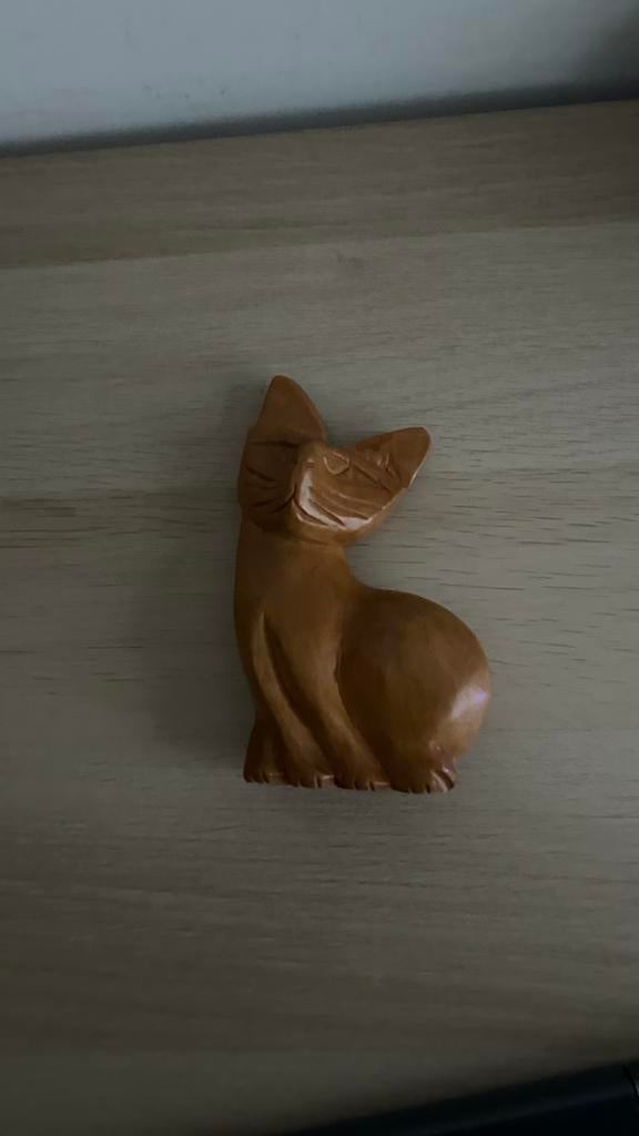 Houten Kattenbeeldje, Ophalen, Zo goed als nieuw