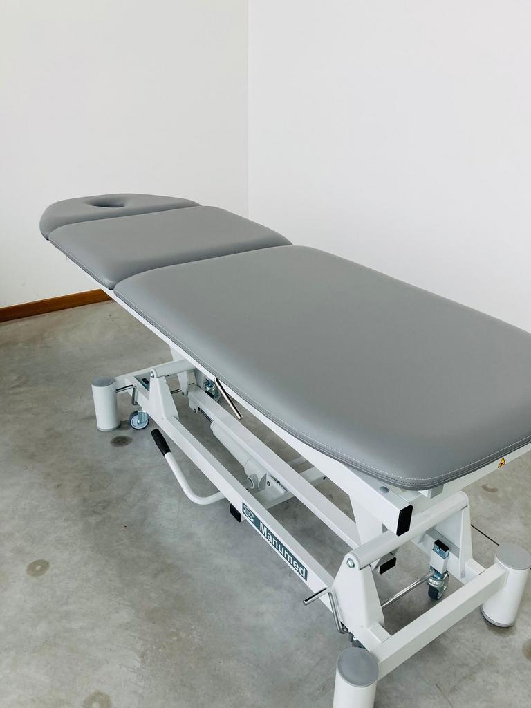 BEHANDELTAFEL TE KOOP, Enlèvement, Comme neuf, Table de massage