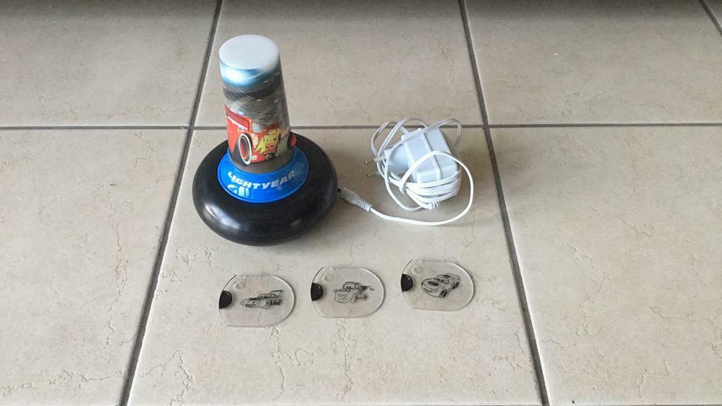 Veilleuse Cars/Lampe de poche, Comme neuf, Lampe