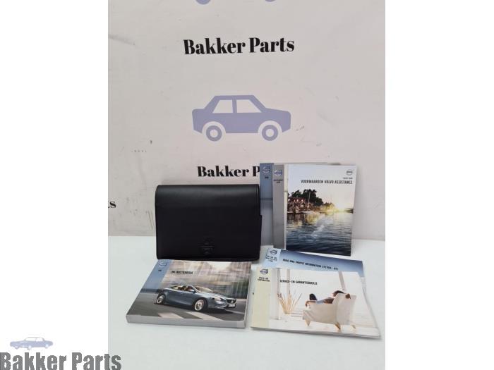 Livret d'instructions d'un Volvo V40, -, -, 3 mois de garantie, -