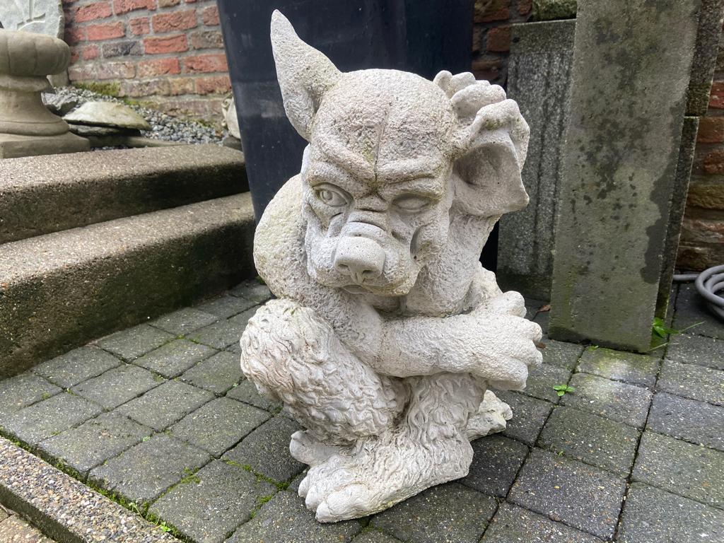 Gargoyle , hoogte 50cm, Tuin en Terras, Ophalen, Nieuw, Beton, Dierenbeeld
