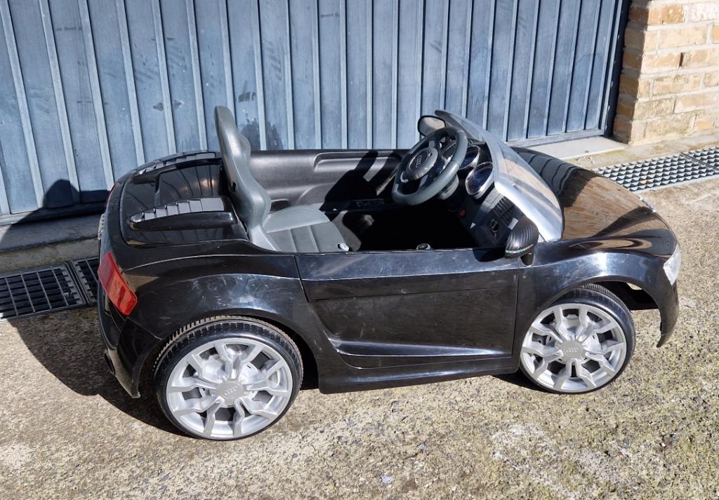 Kinderauto👍Audi RS Spyder Cabrio👍Accu👍, Zo goed als nieuw