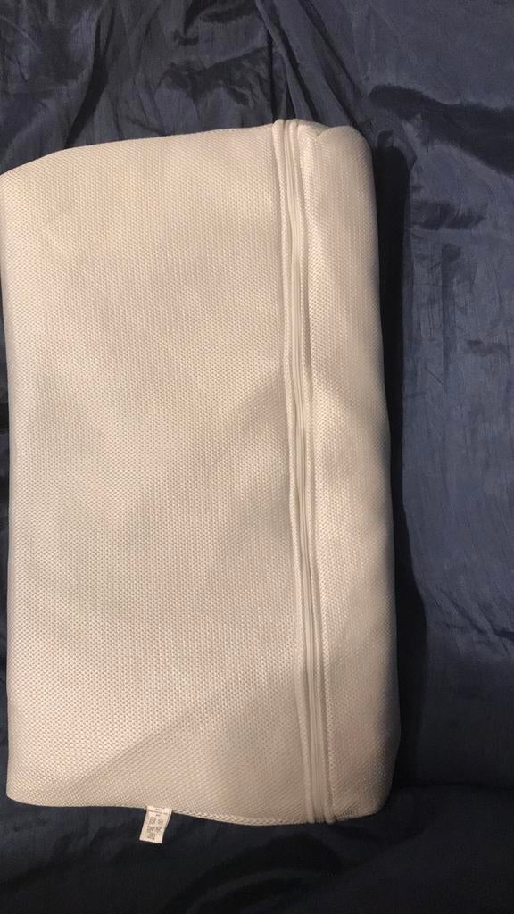 Réducteur de lit/coussin anti reflux Mykko et sa housse, Neuf