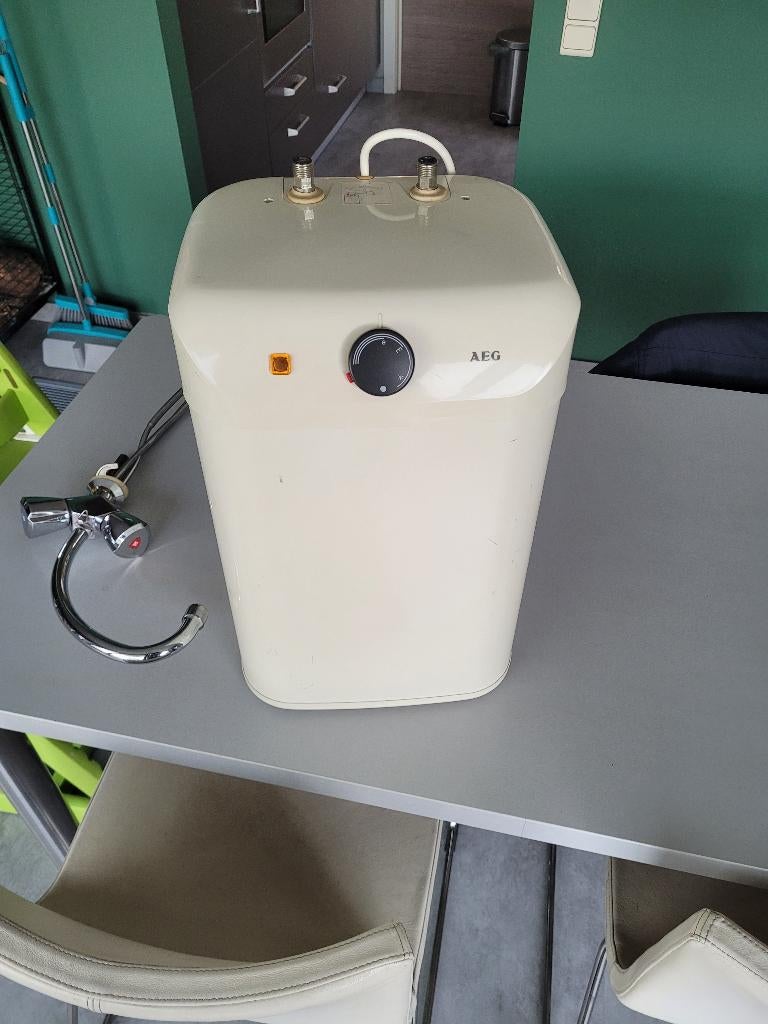 Onderbouw boiler en kraan, Ophalen, Gebruikt, Boiler, Minder dan 20 liter