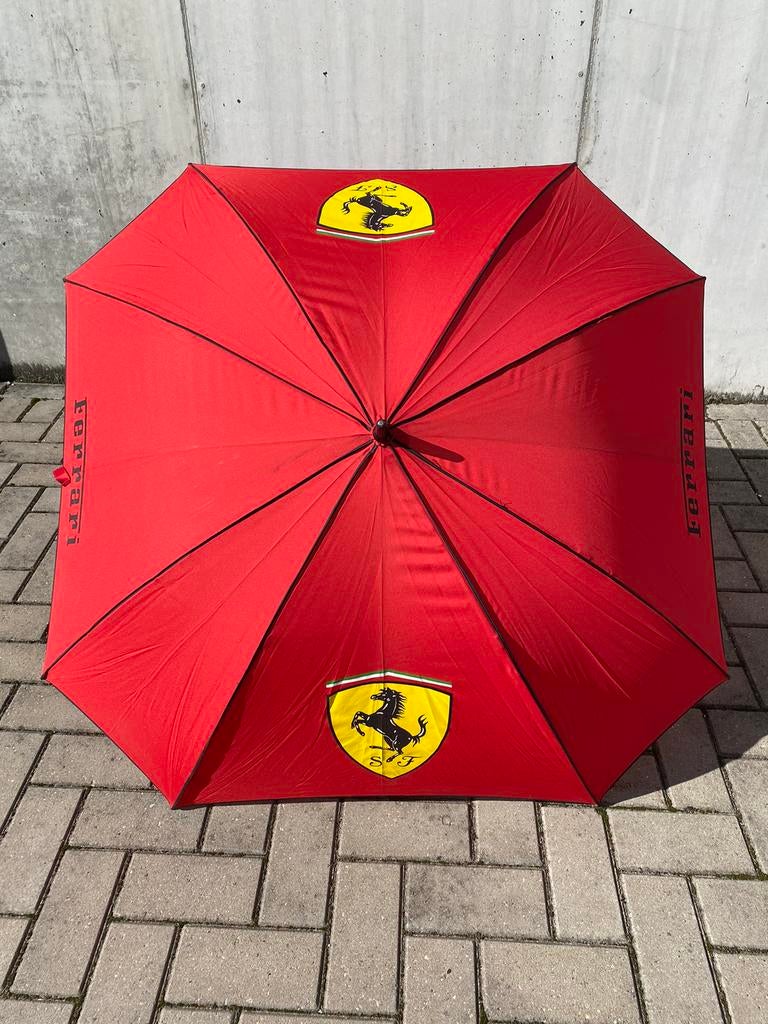 Produits Ferrari, Comme neuf