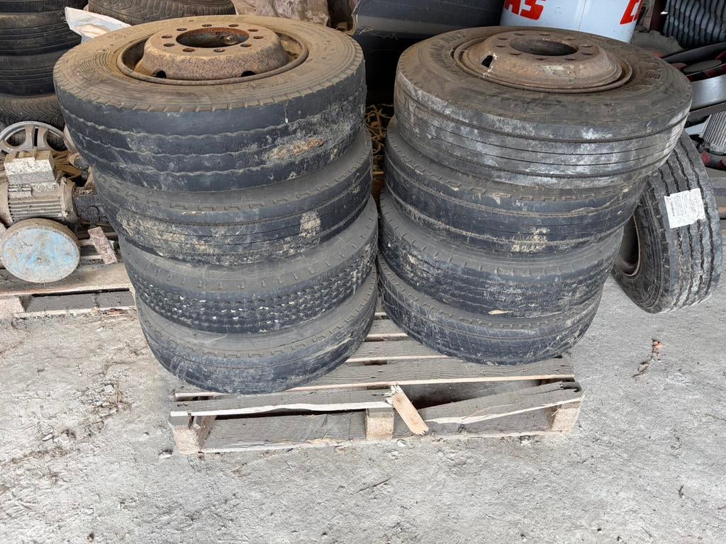 Pneus 7.50 R15, Articles professionnels, Enlèvement