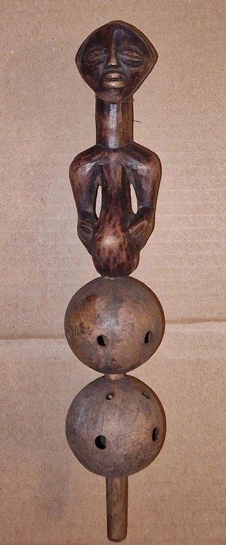 Ancien Hochet Africain Luba Hemba 24 cm, Envoi