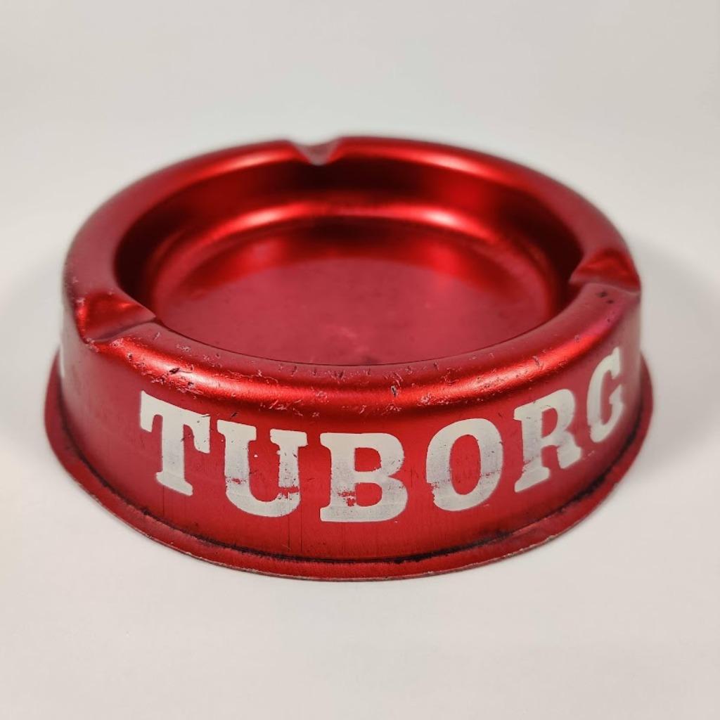Cendrier TUBORG rouge/en métal/comme neuf, Enlèvement ou Envoi