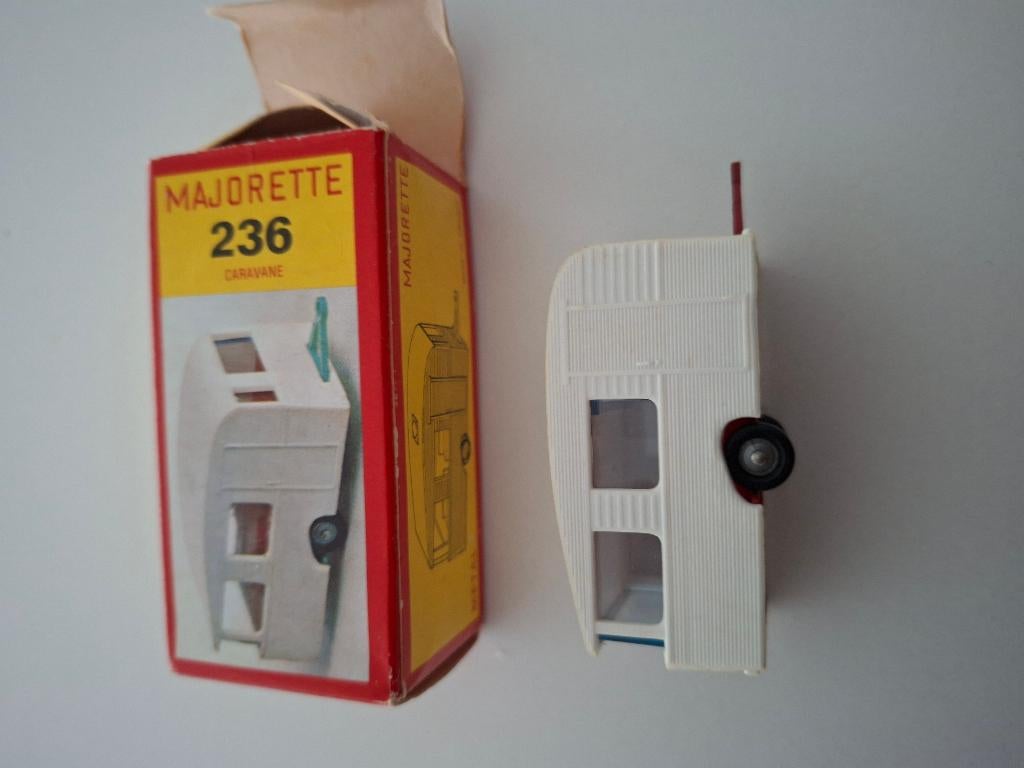 majorette, Verzenden, Nieuw