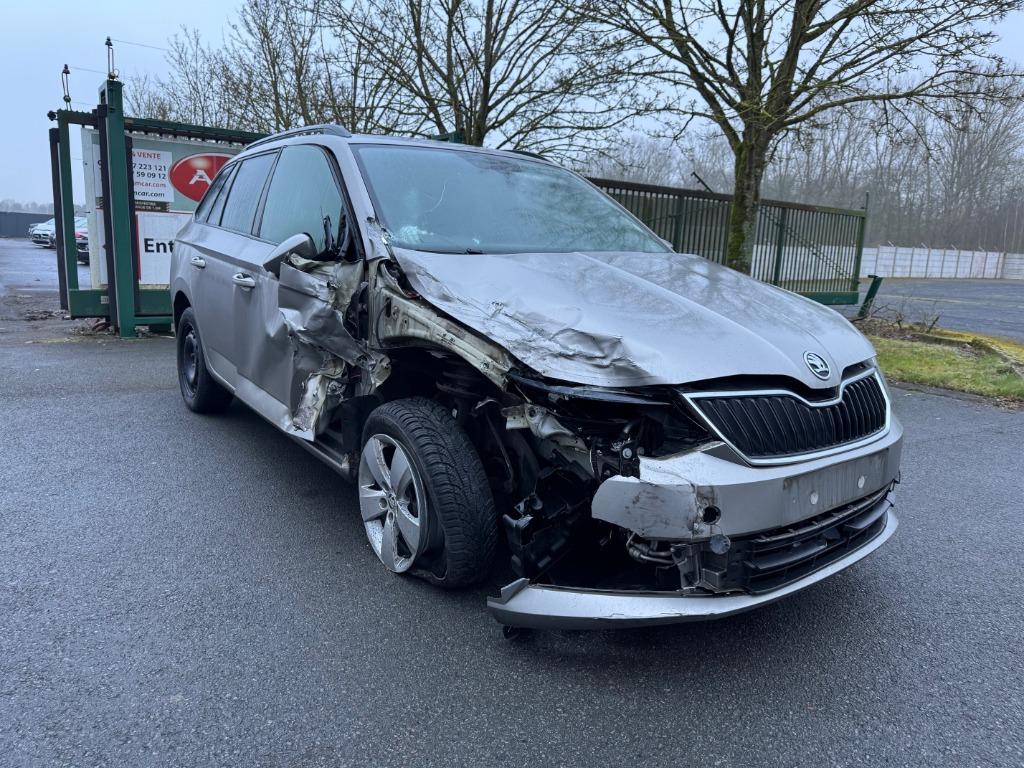 Toute pièces Skoda Fabia Break, Enlèvement, Utilisé, Arrière, Skoda