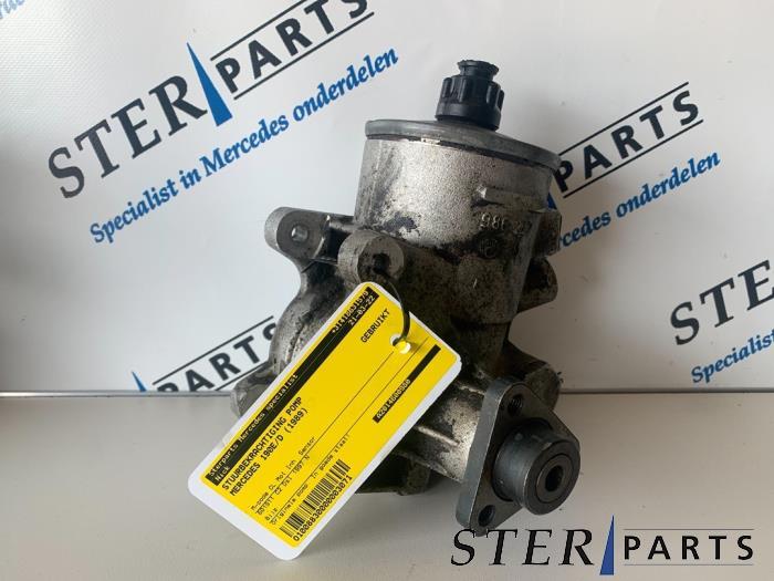 Stuurbekrachtiging Pomp van een Mercedes 190E/D, Gebruikt, -, Ophalen of Verzenden, -