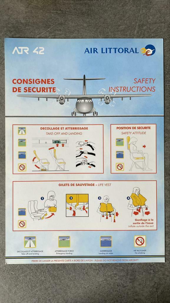 Safety cards Air Littoral ATR 42 / CRJ / Fokker 70, Verzamelen, Ophalen of Verzenden, Gebruikt, Overige typen