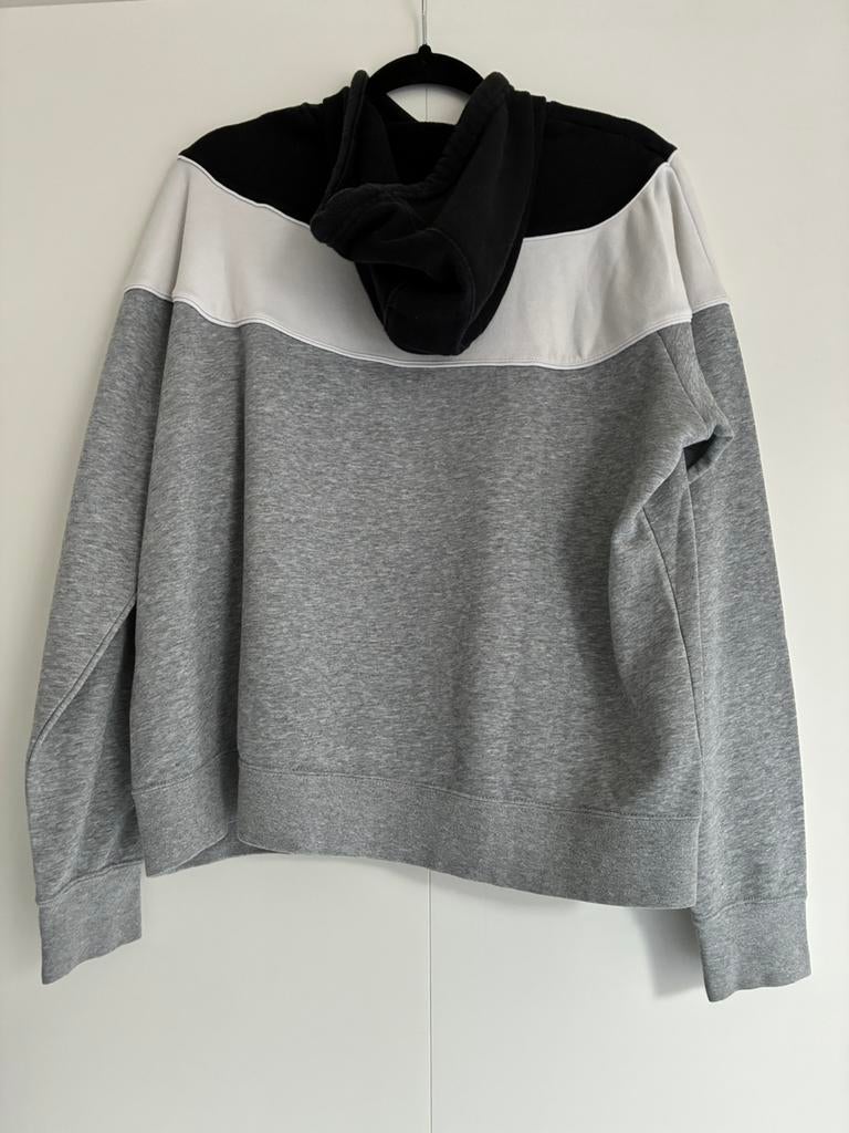 Pull à capuche Nike taille L, Enlèvement ou Envoi, Comme neuf, Taille 52/54 (L), Gris