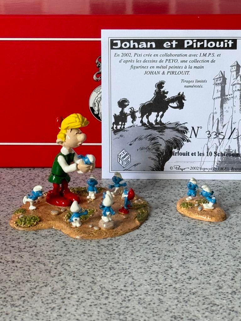 Pirlouit en de 10 smurfen pixi, Ophalen of Verzenden, Zo goed als nieuw