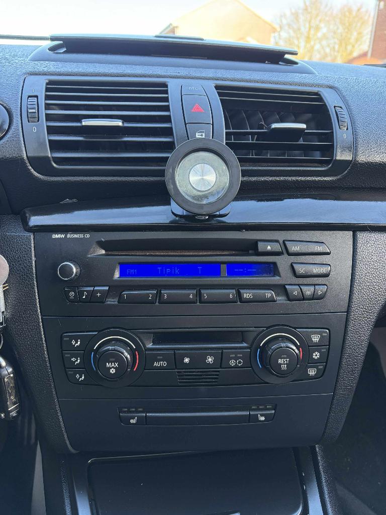 bmw serie 1, Argent ou Gris, Achat, 2 g/km, Boîte manuelle