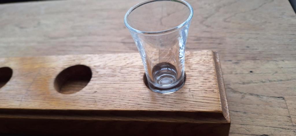 Meter bier/shotjes, Verzamelen, Ophalen, Zo goed als nieuw