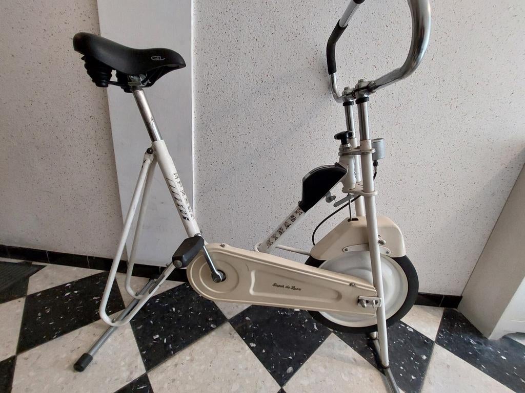 Vélo d'exercice vintage, Enlèvement