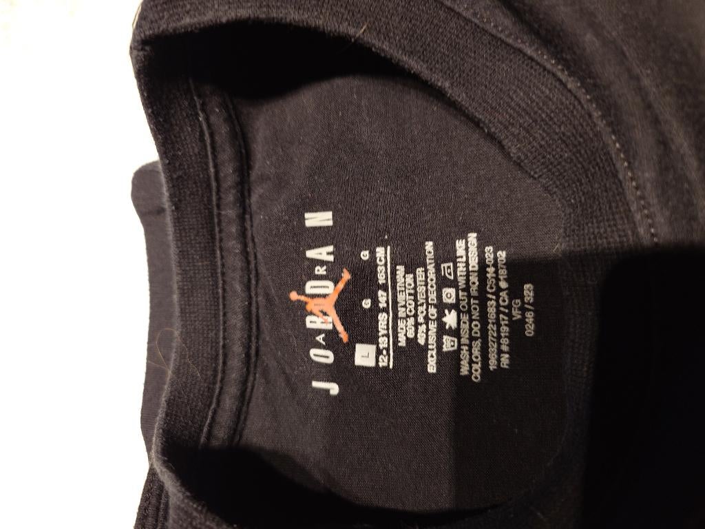 T-shirt Nike Jordan 12-13j 147-163 cm zwart, Gebruikt, Ophalen of Verzenden, Shirt of Longsleeve, Nike Jordan