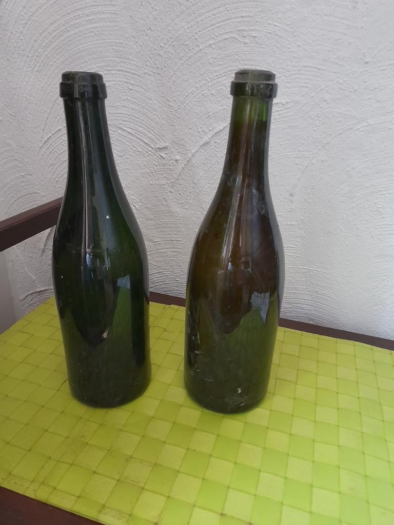 Zeer oude zeer zware lege wijnflessen 1 kg 2, Ophalen of Verzenden