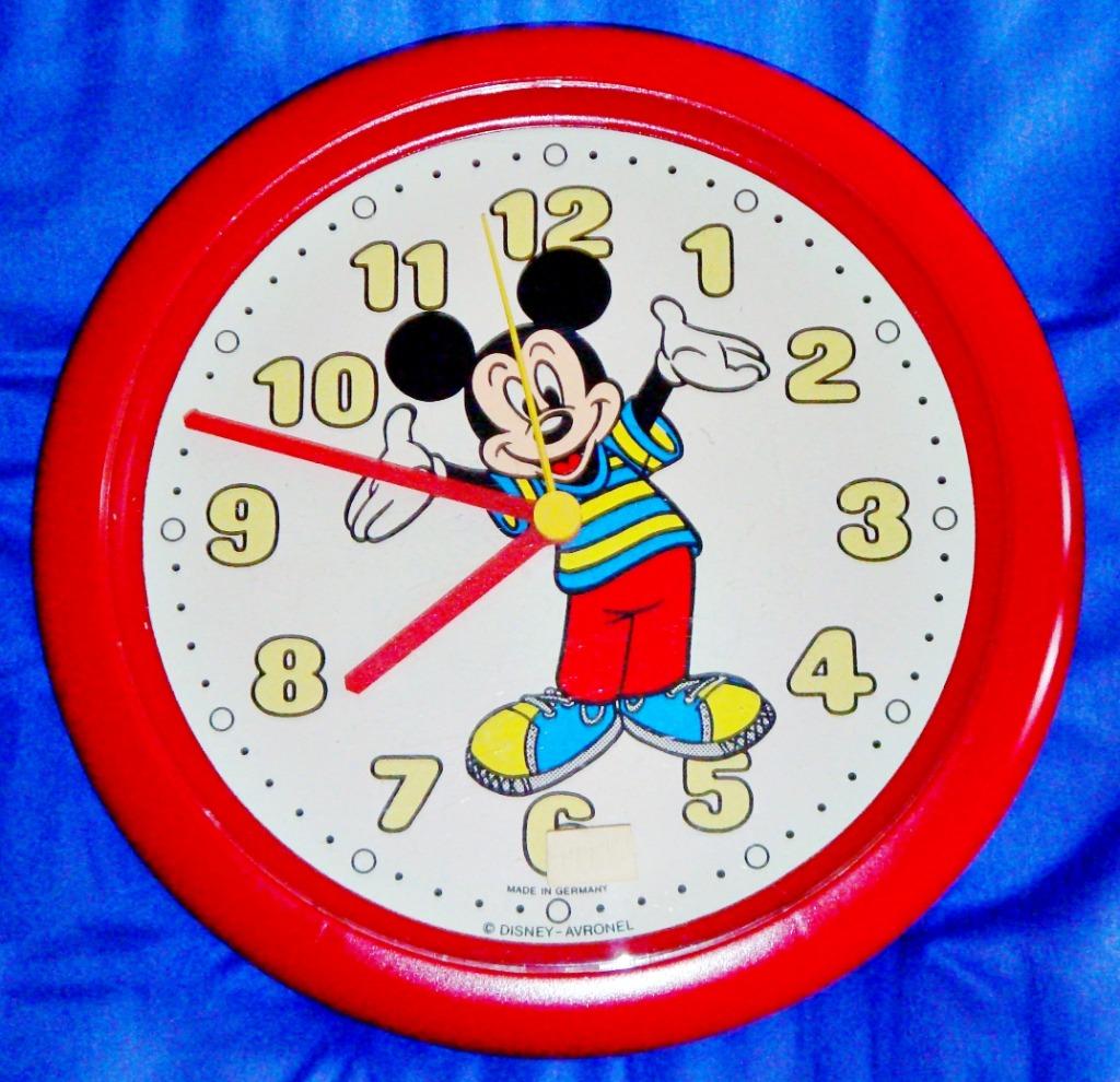 Horloge murale AVRONEL ronde Mickey, quartz, 21 cm NEUVE, Enlèvement ou Envoi, Neuf, Analogique, Horloge murale