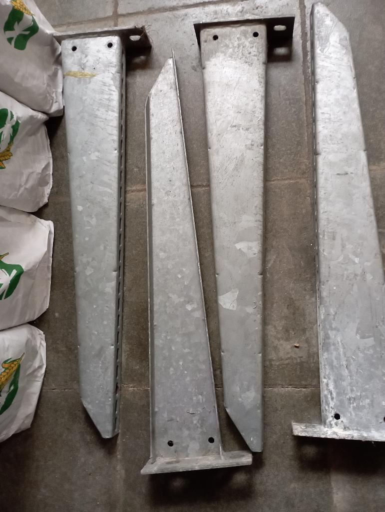 Gegalvaniseerde plankconsolesteun 60 cm, Ophalen, Zo goed als nieuw