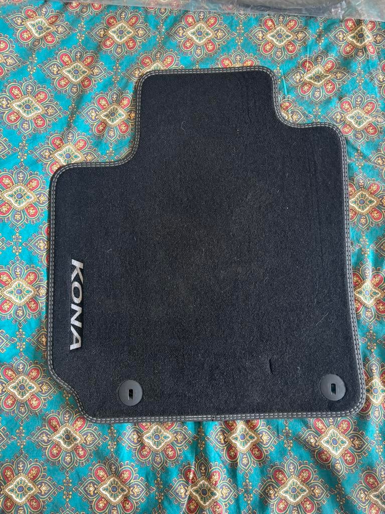 Tapis pour Hyundai Kona, Ophalen, Zo goed als nieuw