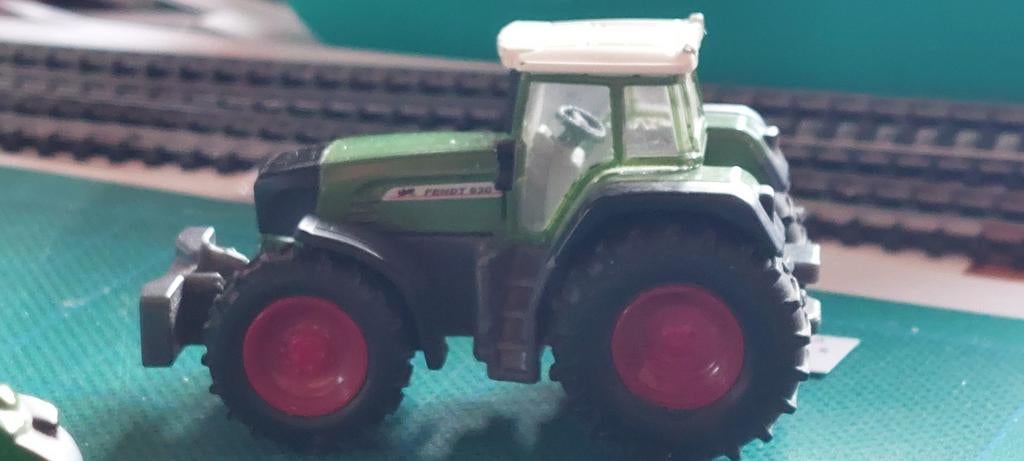 TRACTEURS FENDT H0LK 2013 1/87, Envoi, Comme neuf, Grue, Tracteur ou Agricole, SIKU