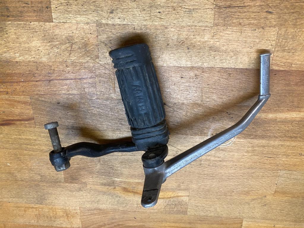 BMW pose pied pédale complet Gauche R100 R90 R80 R75 R65 R60, Motos, Pièces | BMW, Enlèvement ou Envoi, Utilisé
