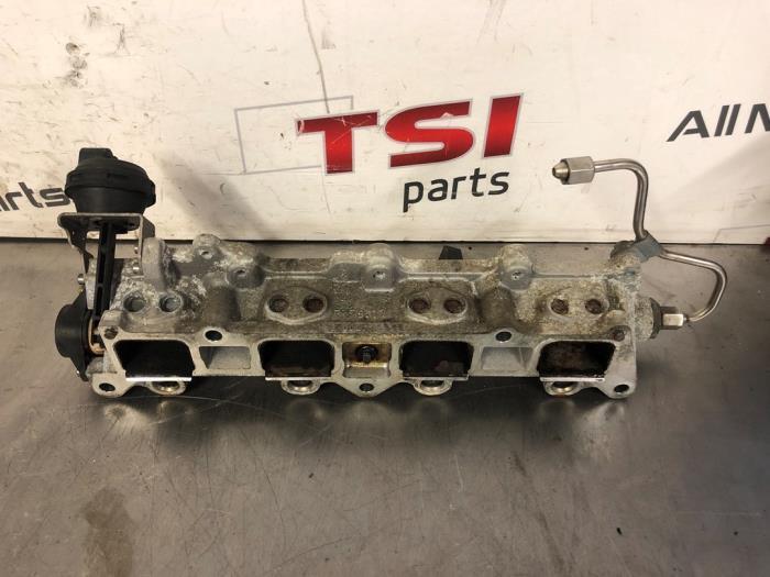 Inlaatspruitstuk van een Volkswagen Golf, Gebruikt, -, Volkswagen, -