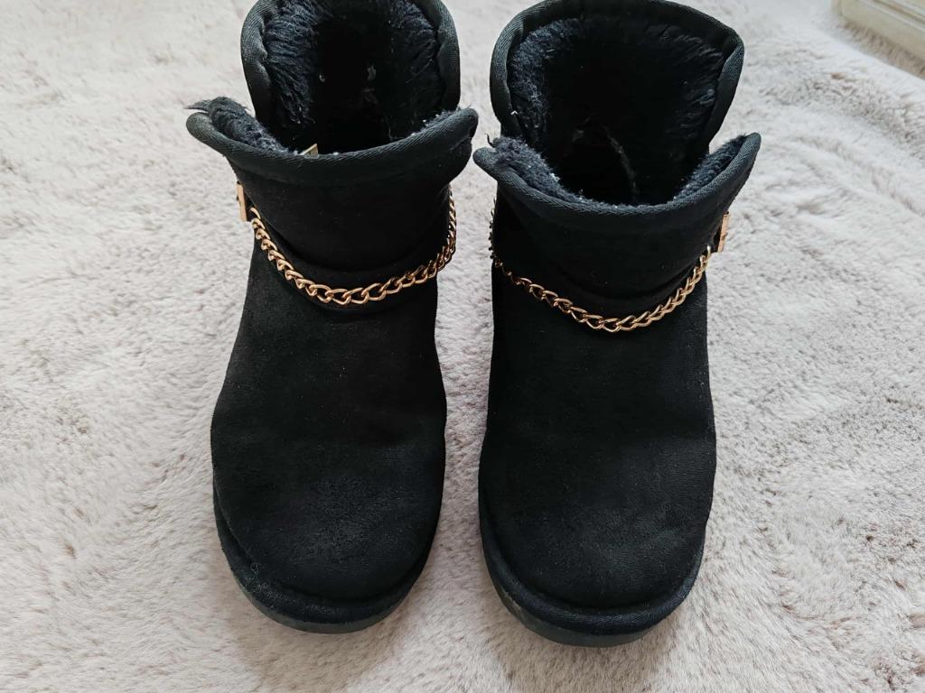 Zwarte 'uggs', Meisje, Ophalen of Verzenden, Laarzen, Van haren