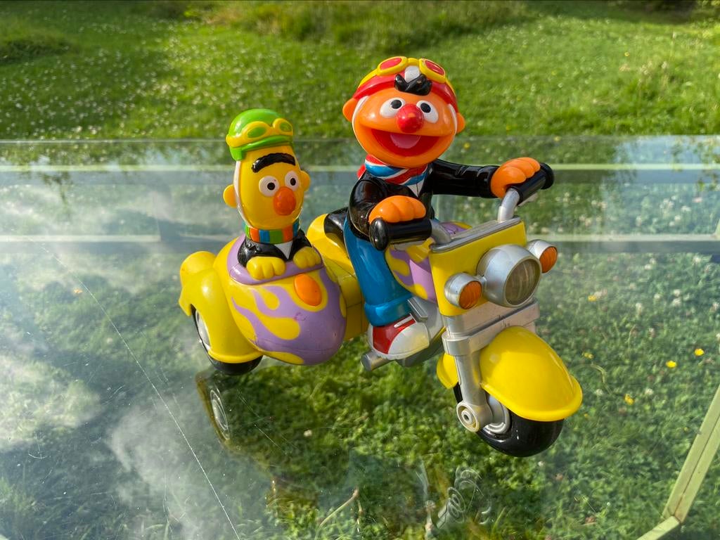 Sesamstraat Bert & Ernie driewieler, Verzamelen, Ophalen of Verzenden, Gebruikt