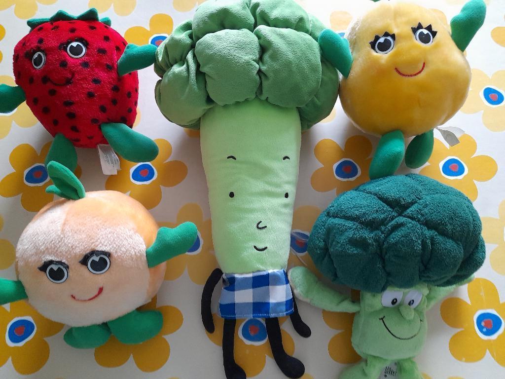 10 knuffels: groenten en fruit, Kinderen en Baby's, Speelgoed | Knuffels en Pluche, Ophalen of Verzenden, Zo goed als nieuw