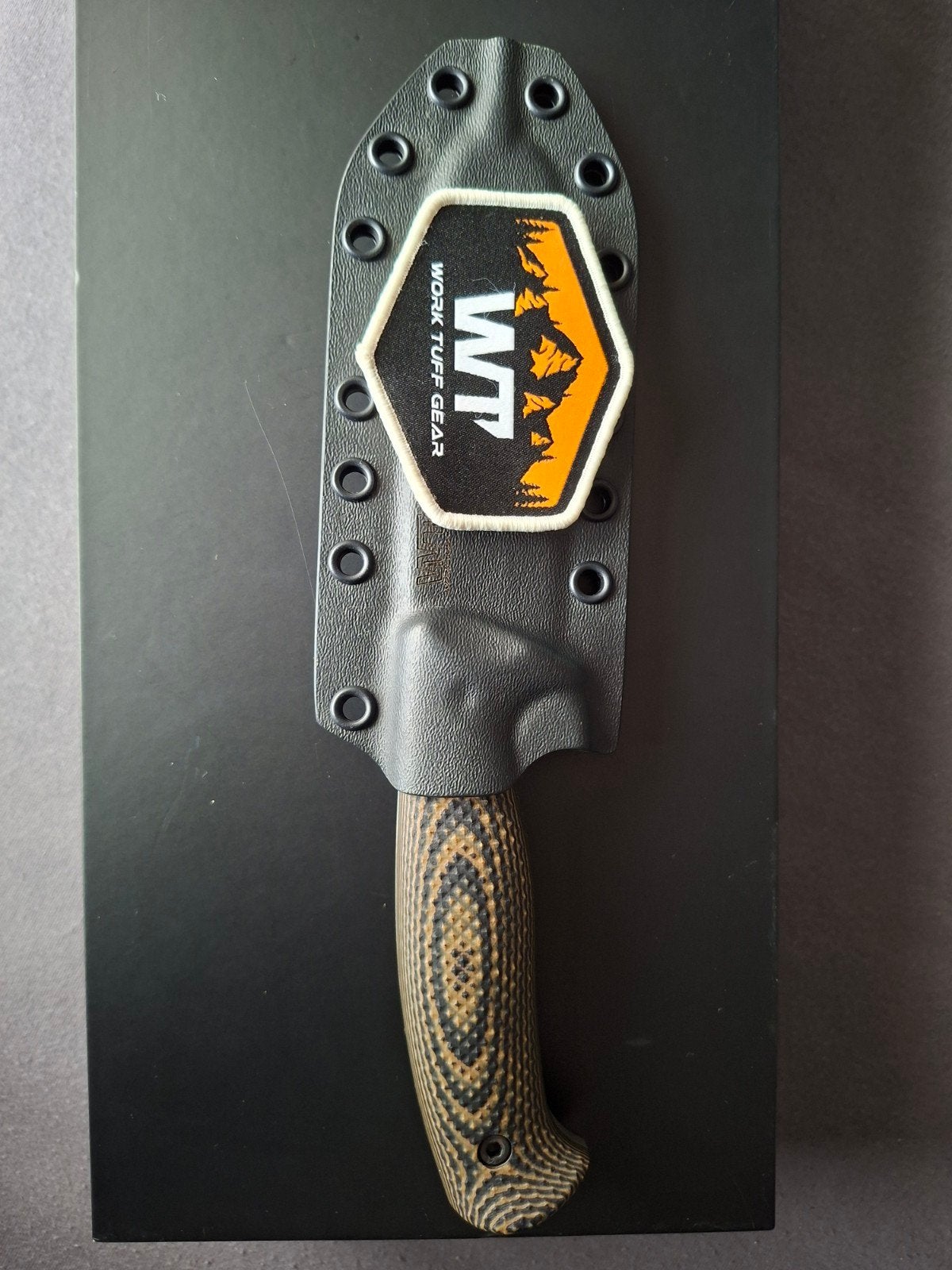 Couteau WT Robust Camo, Enlèvement ou Envoi