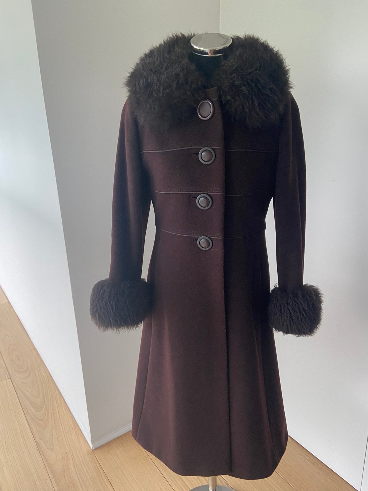 Oude vintage mantel dames maat S, Vêtements | Femmes, Vestes | Hiver, Enlèvement ou Envoi, Porté, Taille 36 (S), Brun