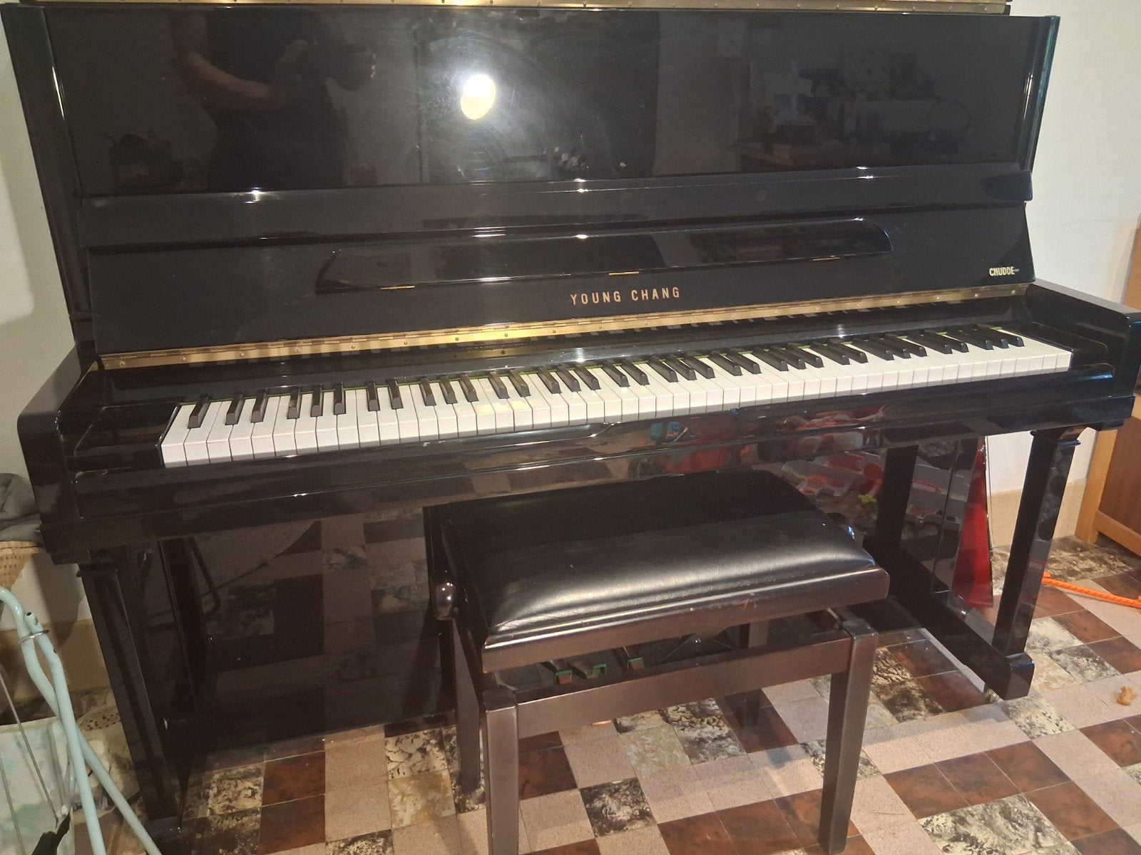 buffetpiano Young Chang E-121, Muziek en Instrumenten, Ophalen, Gebruikt, Zwart, Piano