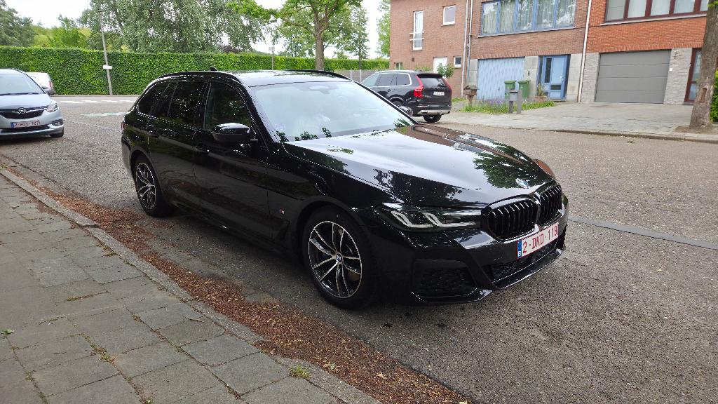 BMW 530e, Autos, BMW, Cuir, 215 kW, Euro 6, Entretenue par le concessionnaire
