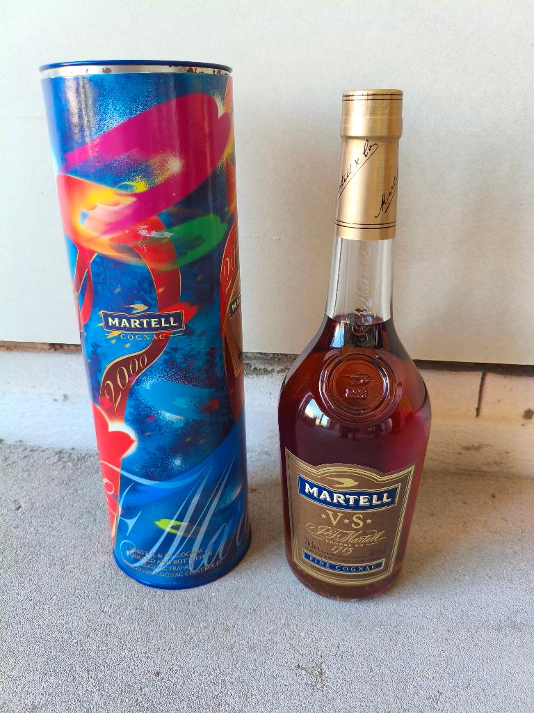 Martell VS Fine Cognac Millennium, Ophalen, Frankrijk, Vol