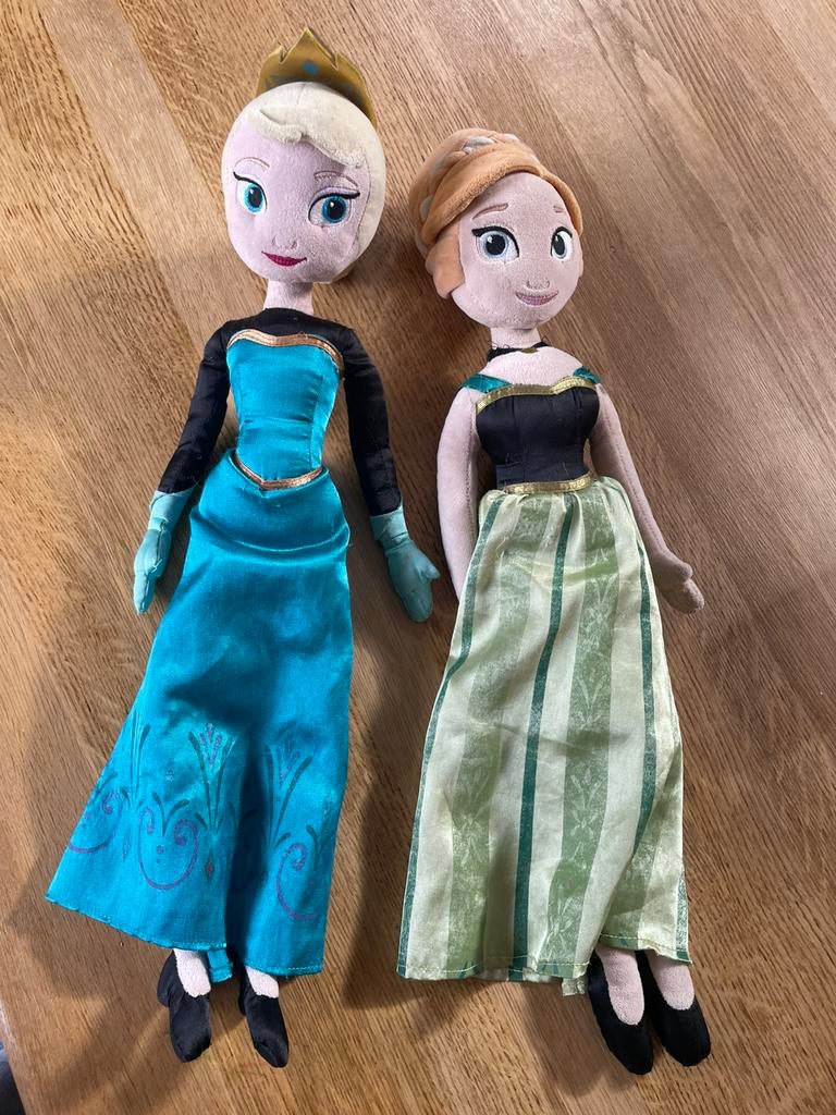 Poupees elsa et ana de la reine des neiges, Enlèvement, Comme neuf