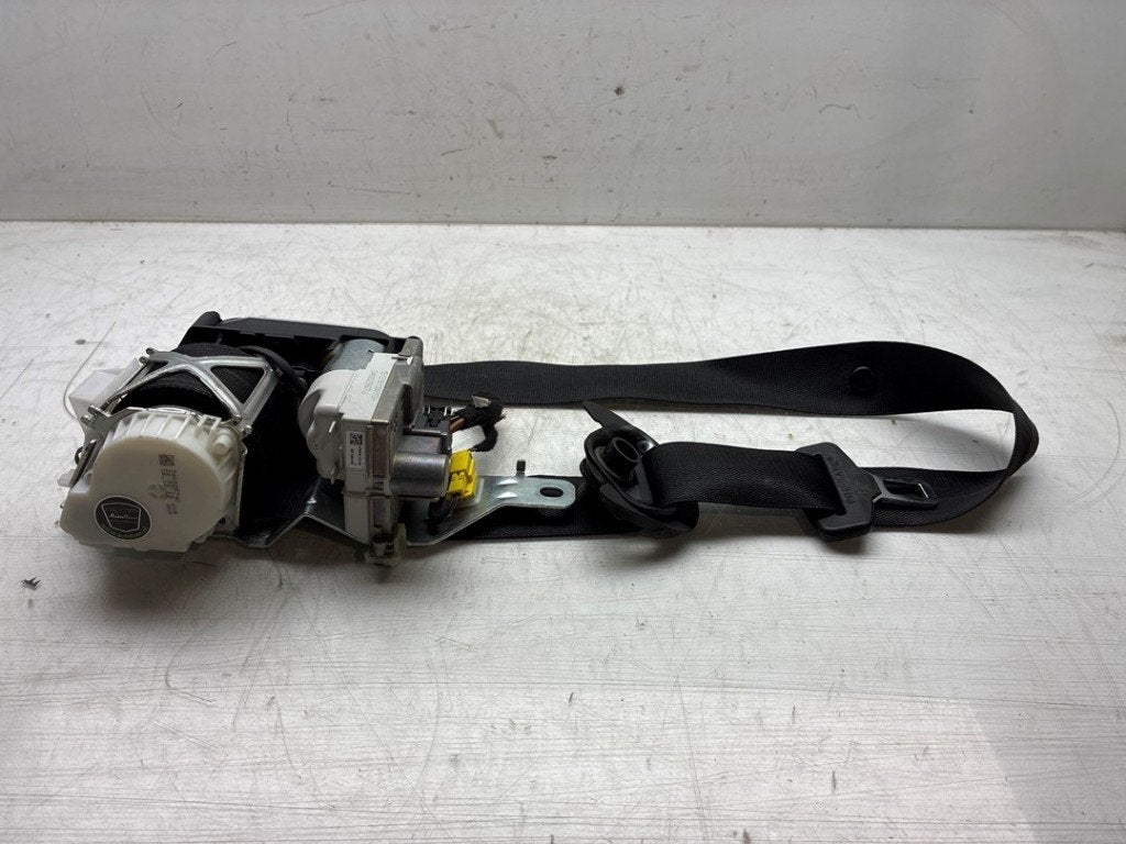 VEILIGHEIDSGORDEL LINKS VOOR Mercedes-Benz GLE Coupe (C292), Gebruikt, Mercedes-Benz, Dialog.mb@mercedes-benz.com, Mercedes-Benz AG