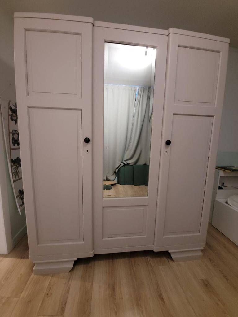 Opgeknapte klassieke spiegelkast kleerkast, Immo