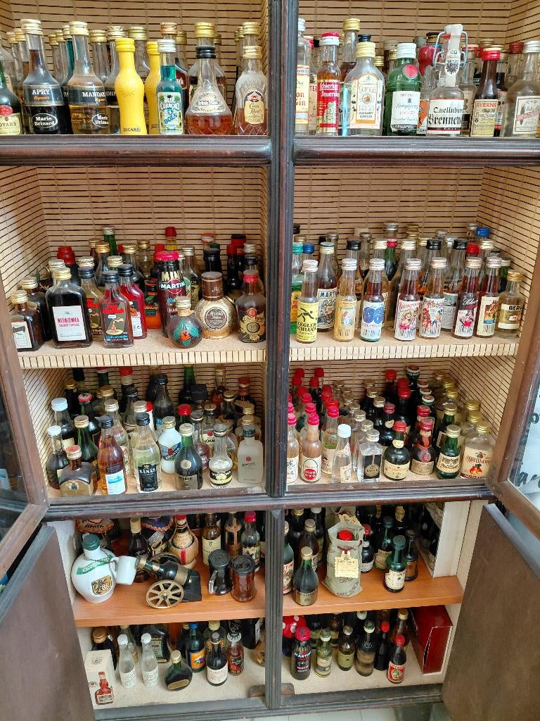 mignonettes alcool, Enlèvement, Comme neuf