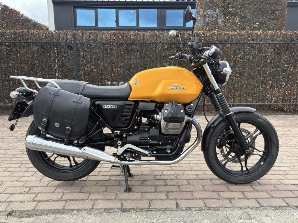 Moto Guzzi V7, Motoren, Motoren | Moto Guzzi, 750 cc, 2 cilinders, Minimaal motorrijbewijs A2, Cardan-aandrijving