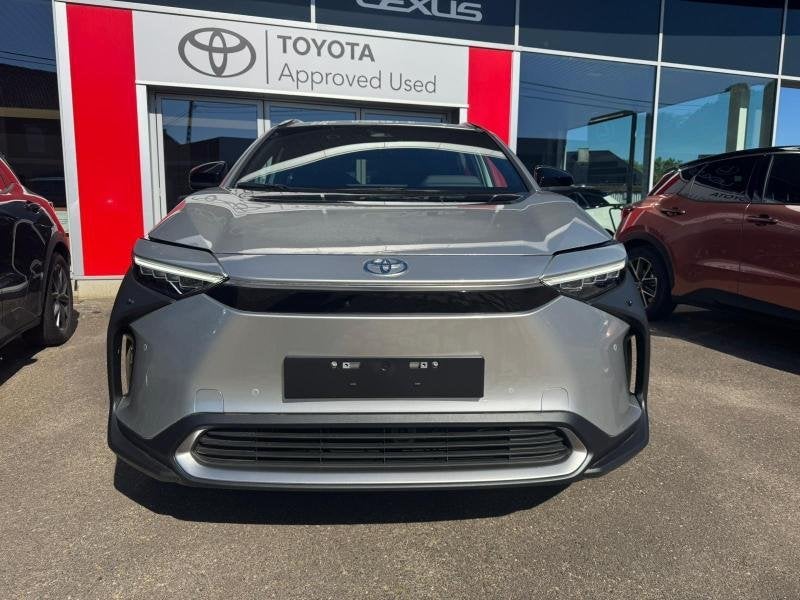 Toyota bZ4X Executive, Argent ou Gris, Entreprise, Noir, 5 portes