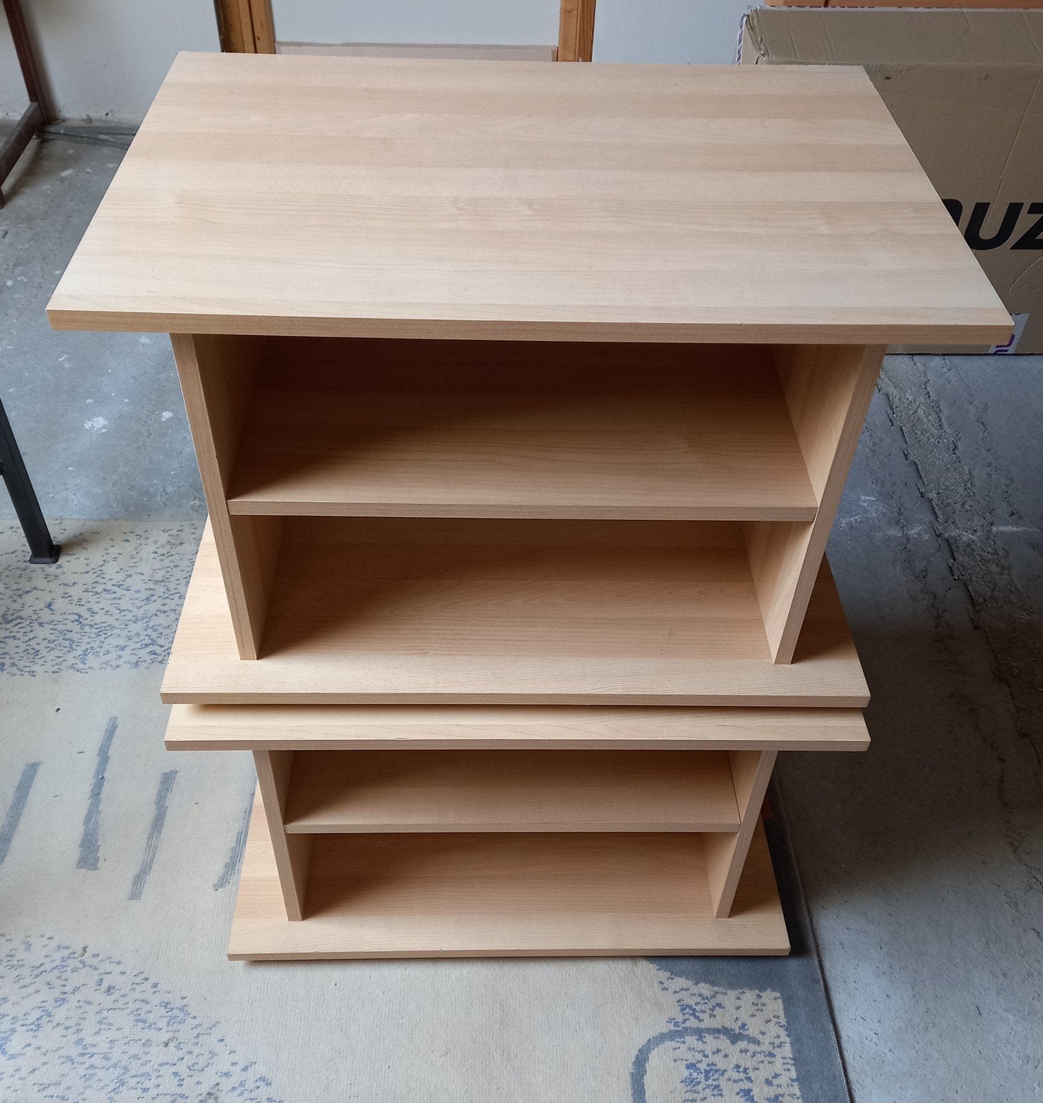 table de nuit, Enlèvement