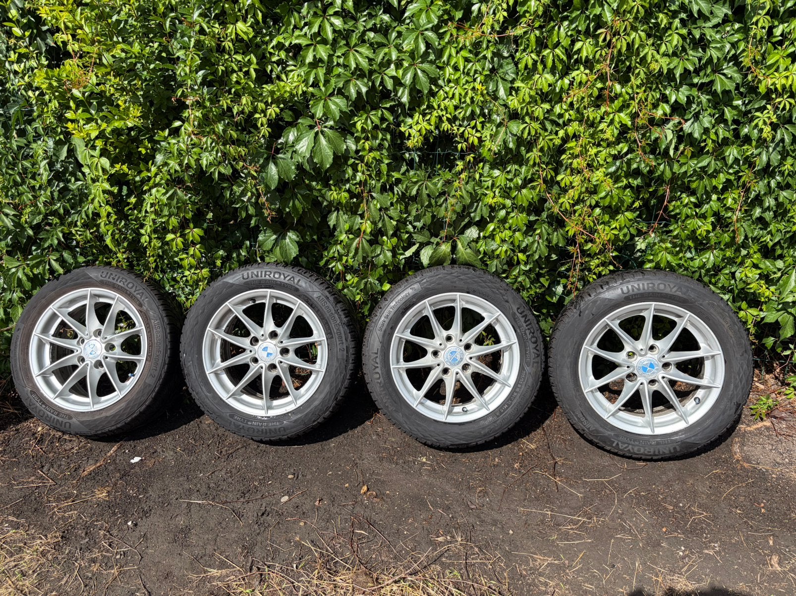 Jantes origine bmw e90 16" pneus 205/55/16 4 saisons, Autos : Pièces & Accessoires, Pneus & Jantes, Pneus et Jantes, 4 Saisons