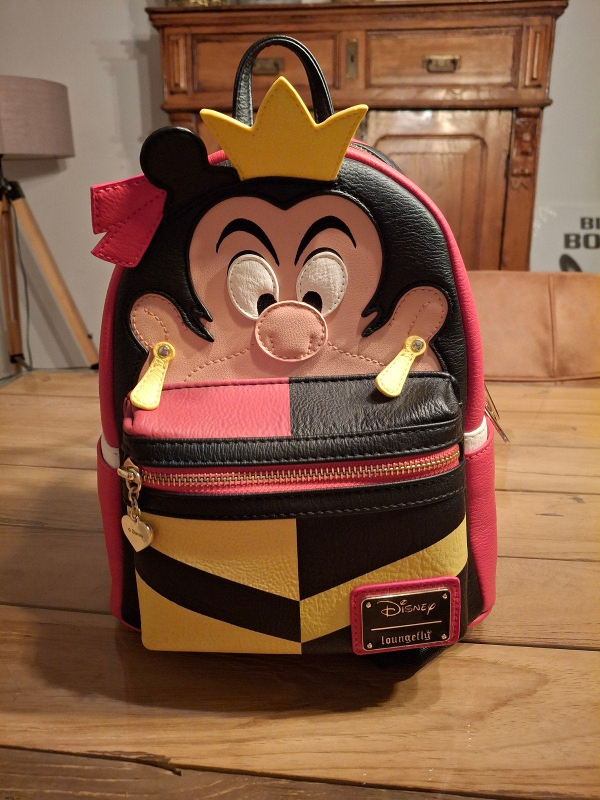 Rugzak Loungefly Queen Of Hearts Alice In Wonderland Disney, Enlèvement