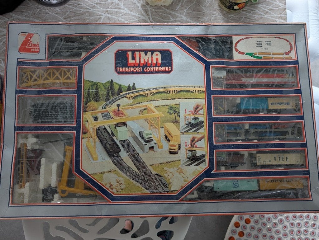 LIMA OO SCALE SUPER FREIGHT LINER TERMINAL 107007A W, Enlèvement ou Envoi, Utilisé, Set de Trains, Lima