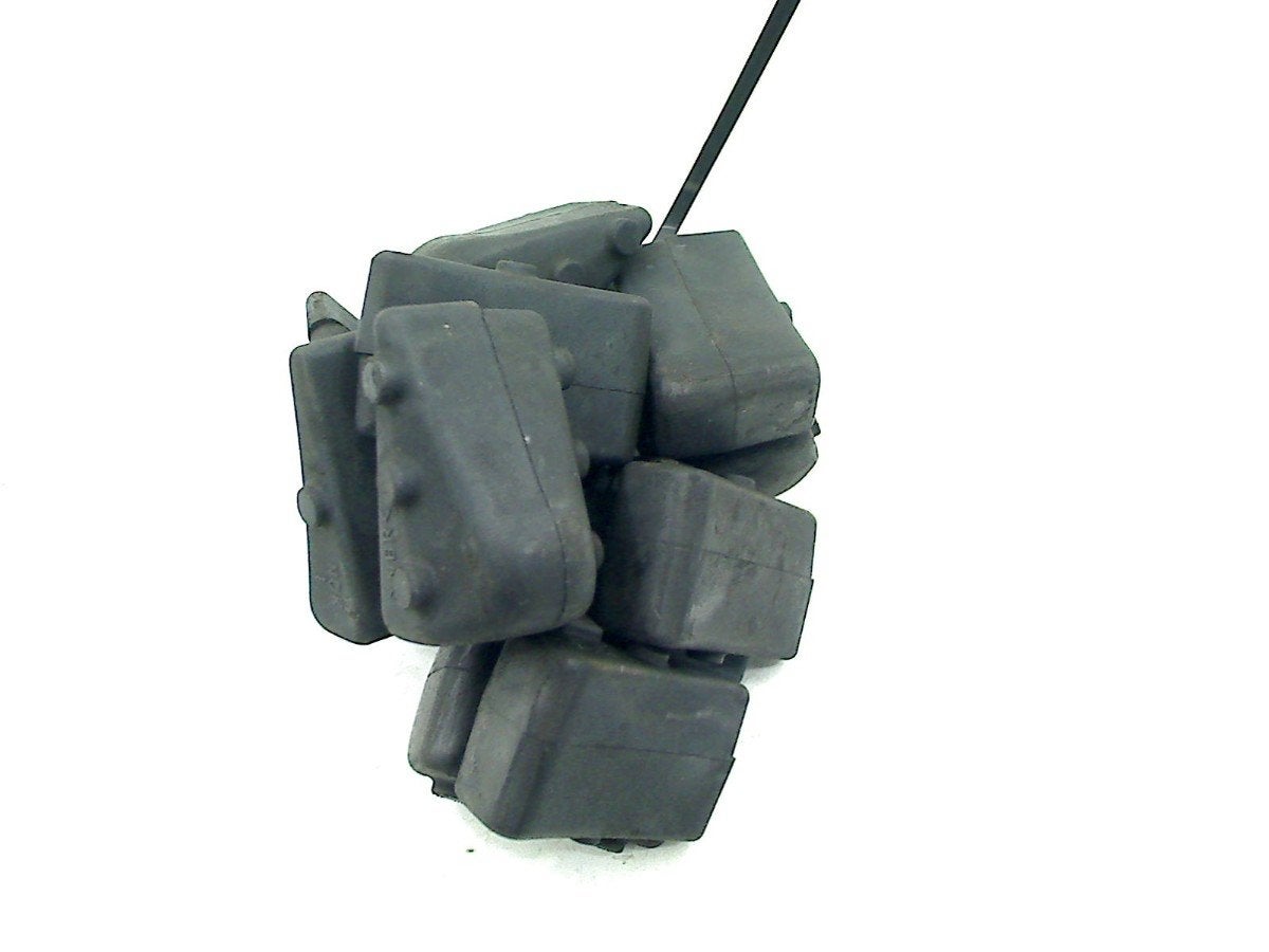 TANDWIEL DRAGER RUBBERS Yamaha FZ 6 2007-2009 (FZ6 FAZER), Yamaha Motor Europe N.V., Gebruikt, Customersupport@yamaha-motor.co.uk