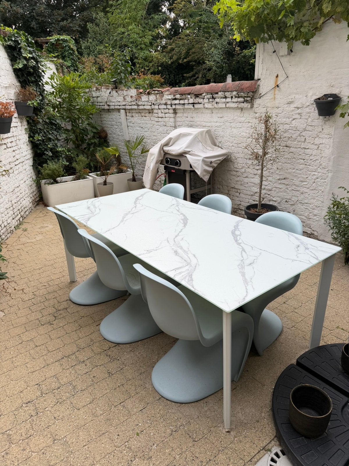 Te koop aangeboden: design tuintafel met 6 stoelen Vitra, Tuin en Terras, Ophalen, Zo goed als nieuw